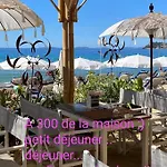 La Demeure De Poulpican Broceliande Jacuzzi Charme Et Romantique Restaurant A 300m Golfe Saint Tropez 招待所 3*